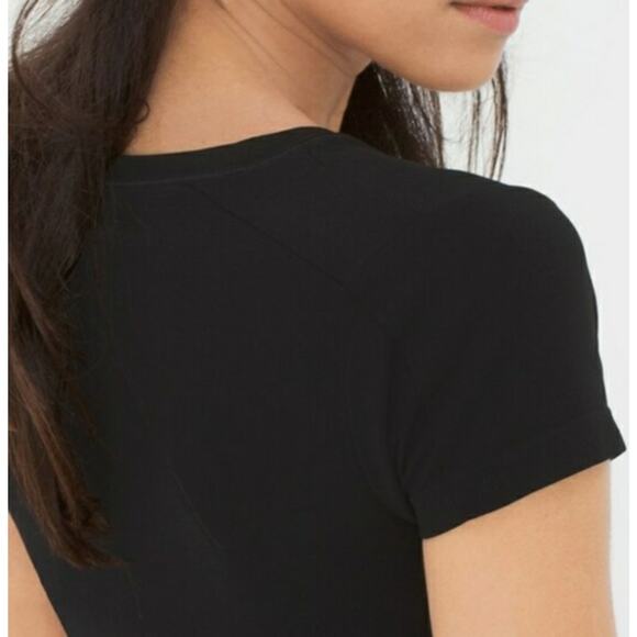 WHBM Black Short Sleeve Essential Seamless Tee Size Small 🖤✨🖤 - Picture 4 of 7
